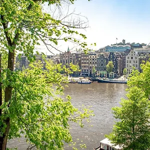 *** Bed & Breakfast Zwanestein Canal House Nederland